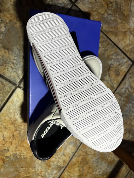 Adidasi jack & jones