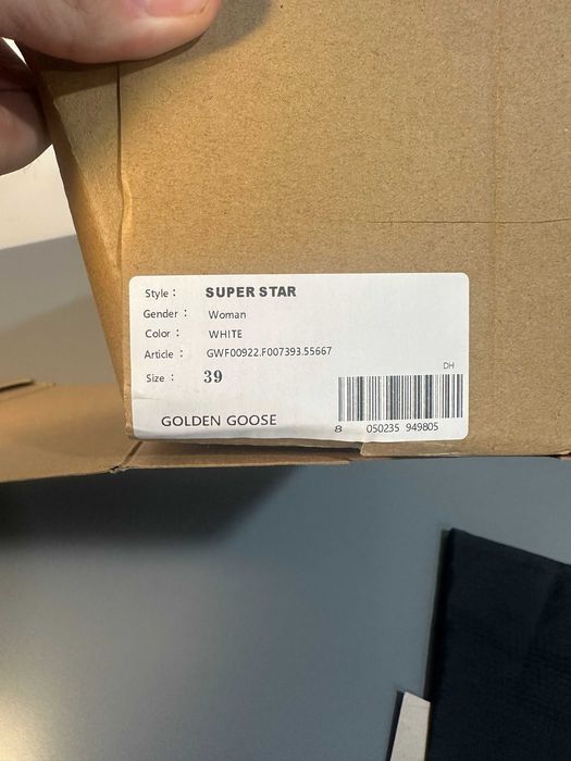 Golden Goose Super-Star alb cu stea rosie, marimea 39