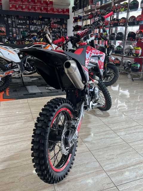Motocicleta offroad KAYO T4 ENDURO (292cc, 4T, 22cp) la MYMOTO CT