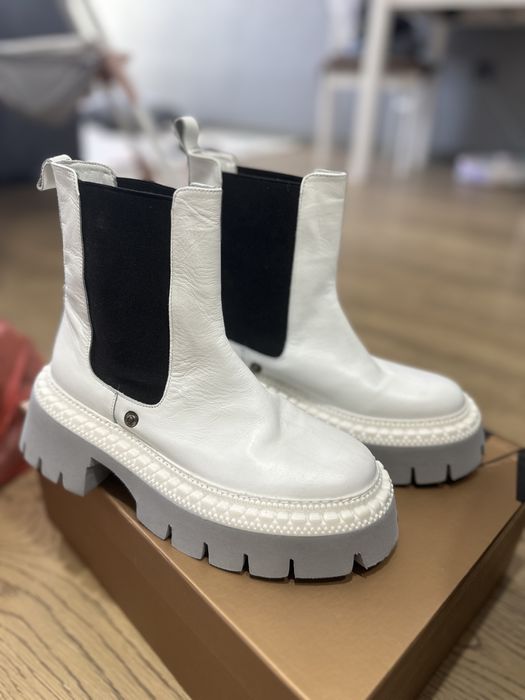 Зимние сапоги челси