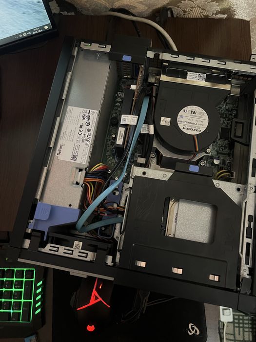 PC i7 , 24GB ram DDR3 , 2GB GDDR5 , SSD SI HD