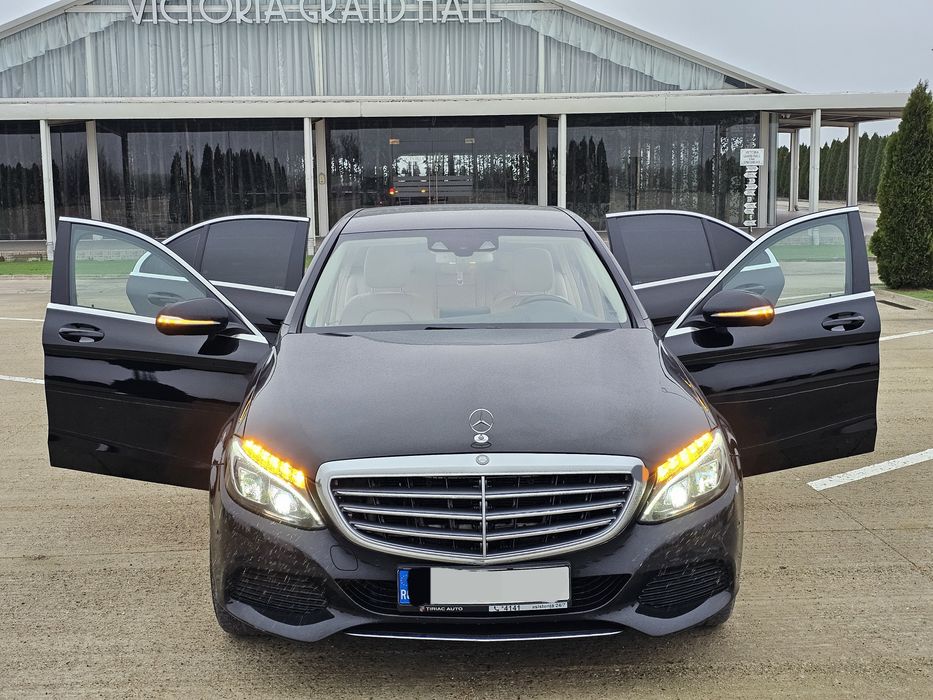 C class 2.0 benzină-184 cai, 120.000 km cu carte service