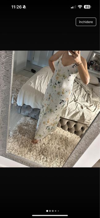 Rochie maxi lunga inflorata de vara material sidefat Zara marimea M