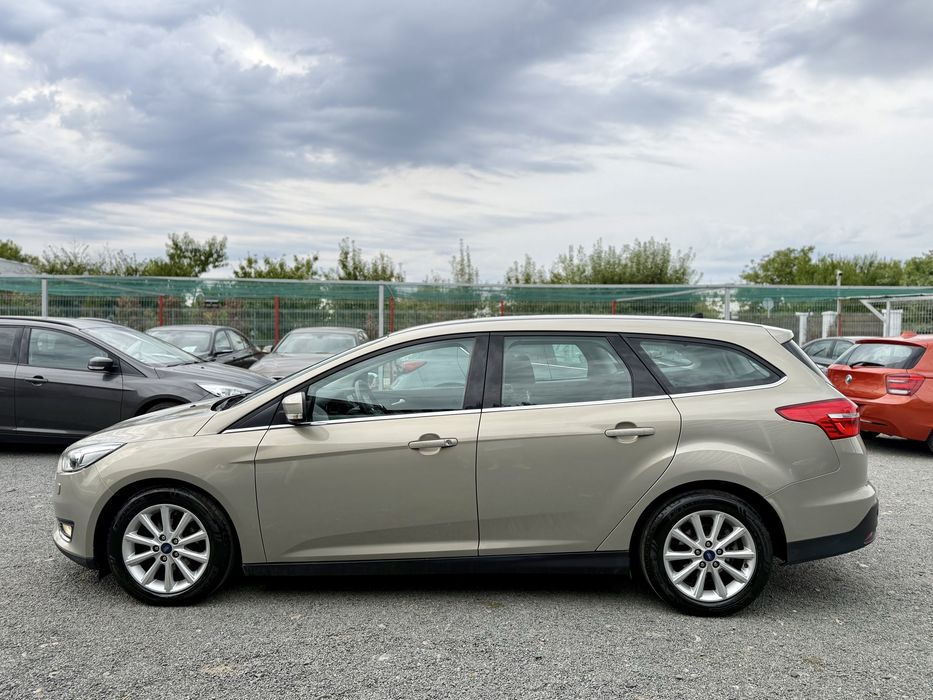 FORD Focus 2017 — imagine 5