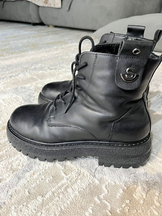 Продам кожаные сапоги.