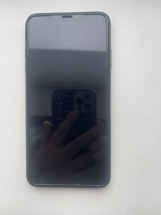 iPhone Xs Max (10) в отличном состоянии