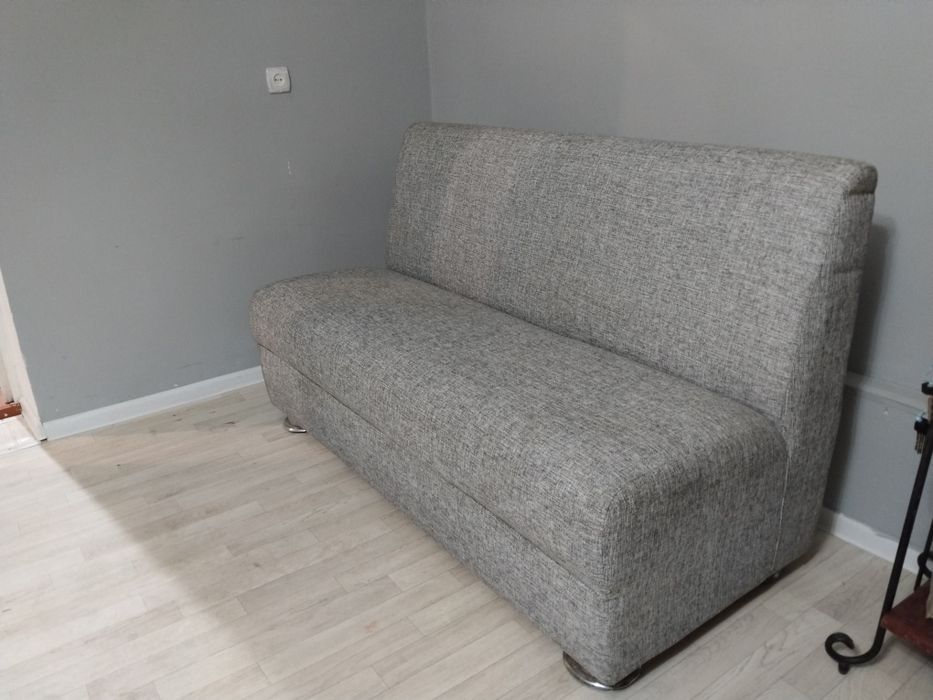 Диван для кофейны