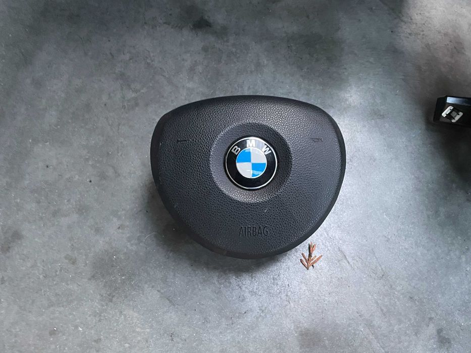 Kit airbag Bmw seria 1 E81/E82/E87/E88 LCI cu navigatie
