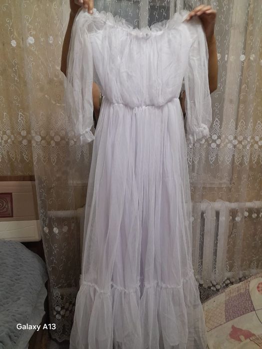 Продам платье новое