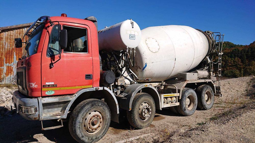 Строителни машини Daf Iveco Astra Mercedes