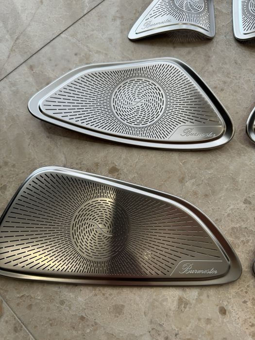 Site capac trim boxe boxa tweetere Mercedes E Class W214 burmester