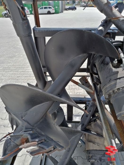 Burghiu spiral de pamant pt.utilaje tip BOBCAT