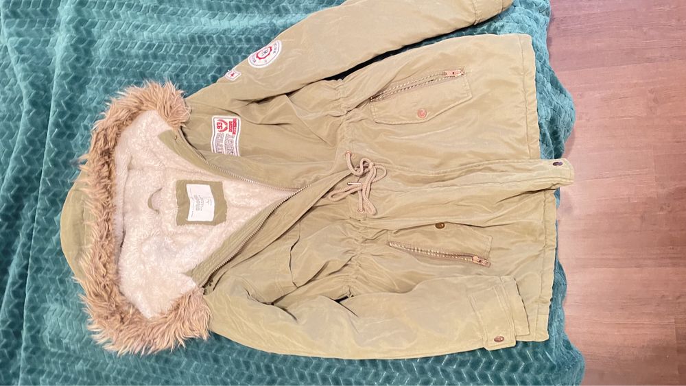 Geaca imblanita mărime L pentru femei