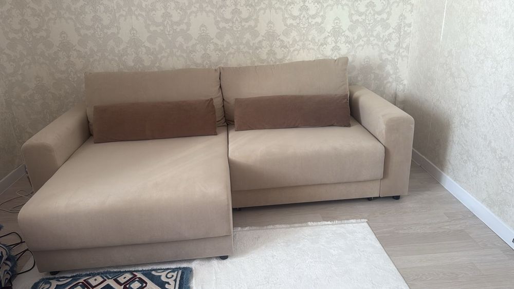 Срочно продам диван!