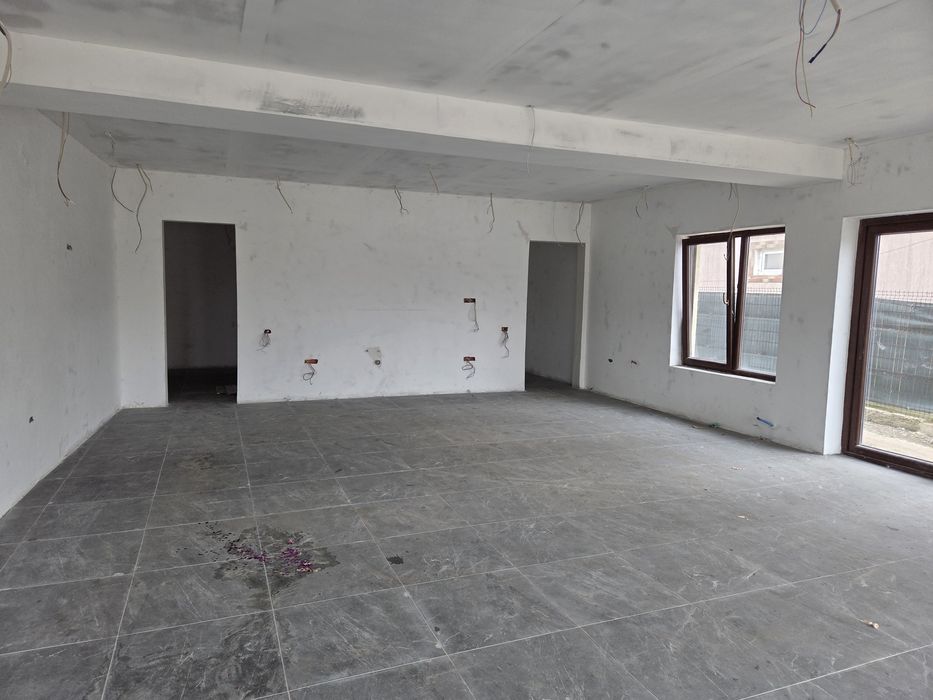 Spatiu comercial,Tuzla între Eforie si Costinești drumul spre mare