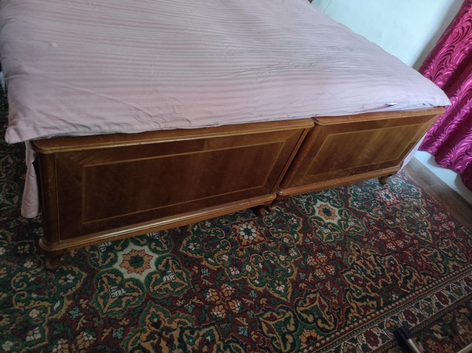 Продам не дорого спальни гарнитур