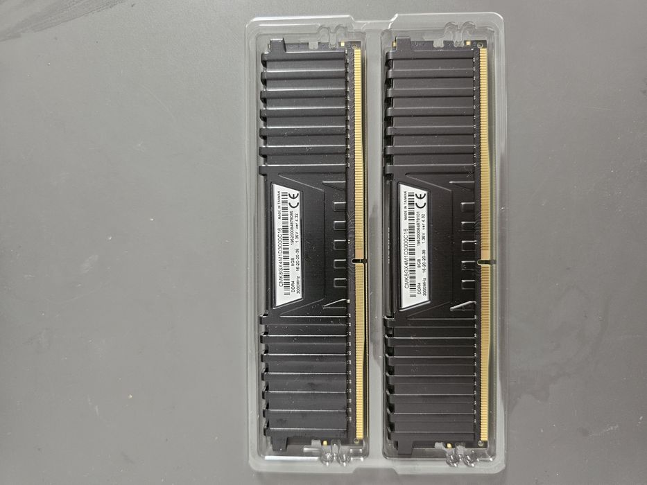 corsair vengeance lpx 3000 second hand si noi de vanzare