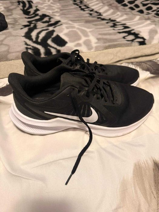 Nike Performance DOWNSHIFTER 10 black/white, marimea 45