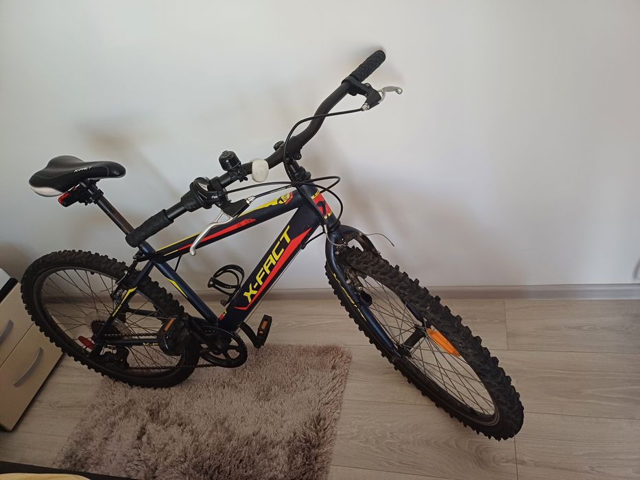 Bicicleta x-fact