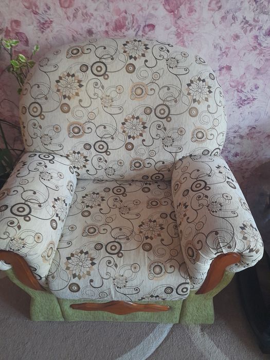 Продам мягкий уголок.