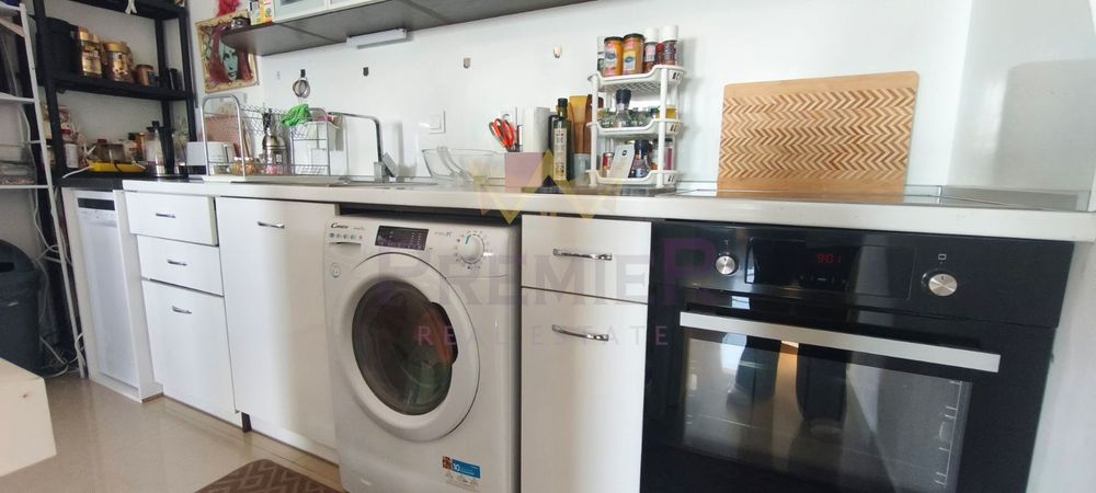 Продава се Тристаен апартамент в Балчик - 118 кв.м за 823 €/кв.м - Снимка #3
