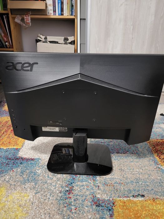 Monitor Acer foarte bun