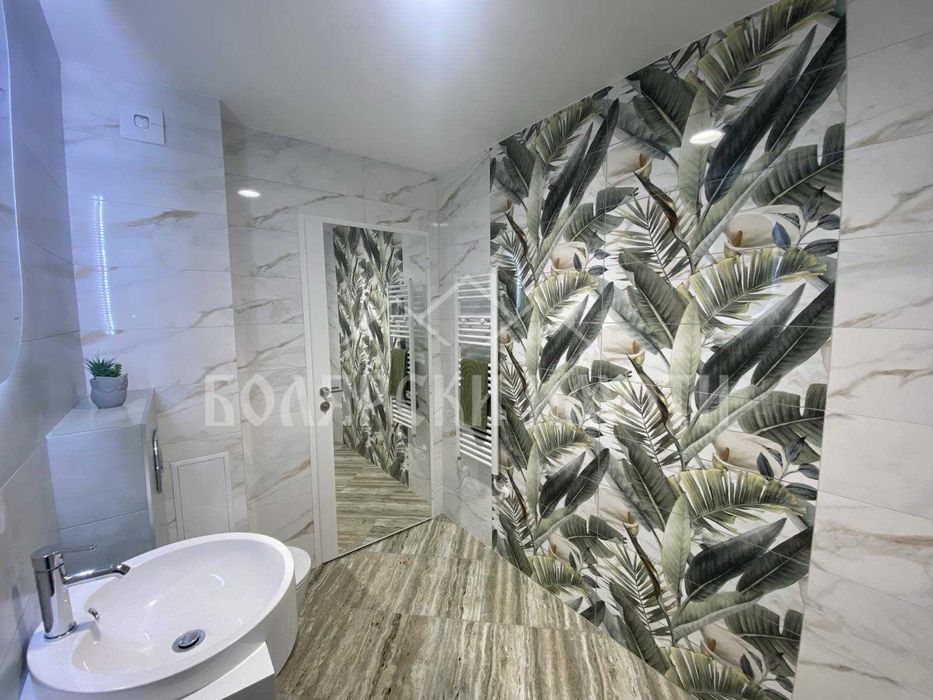 Продава се Двустаен апартамент в Велико Търново, Зона Б - 75 кв.м за 1071 €/кв.м - Снимка #11