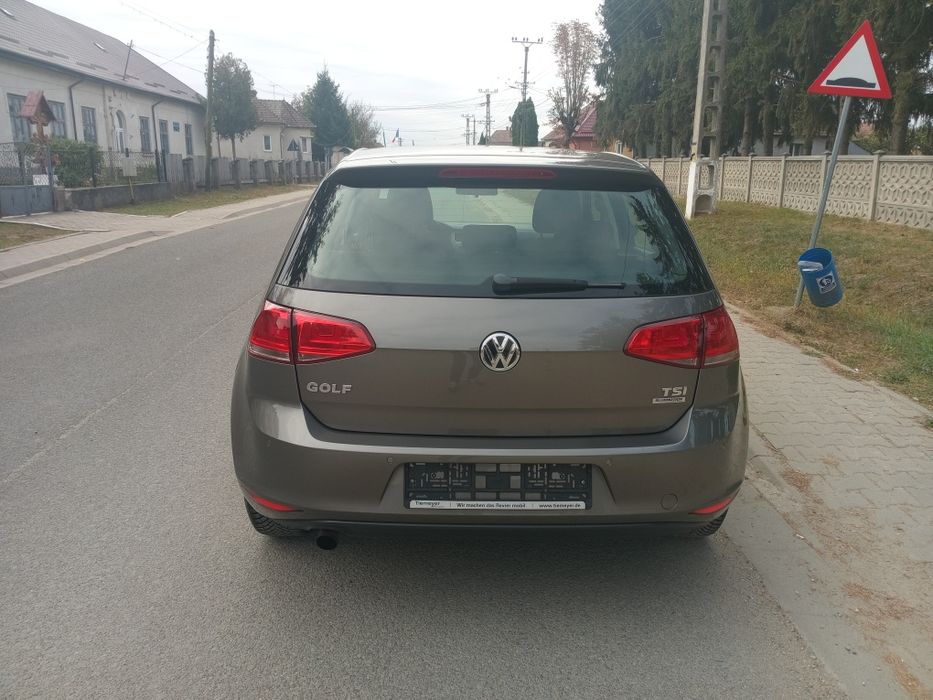 VOLKSWAGEN Golf 2013 — imagine 5