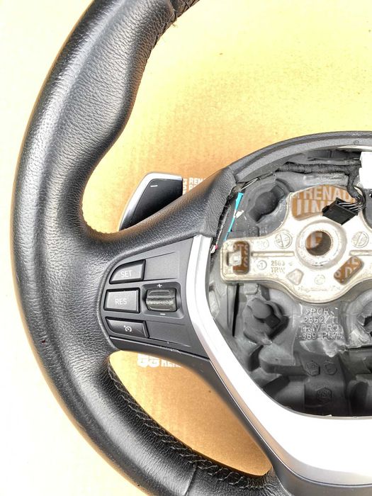 Volan cu padele BMW F30 F31 F34 seria 3 seria 4 impecabil original