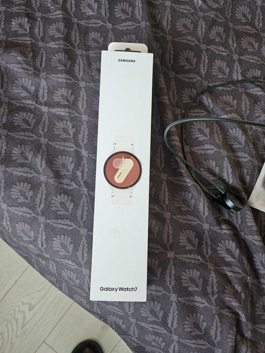 Часовник samsung watch 7