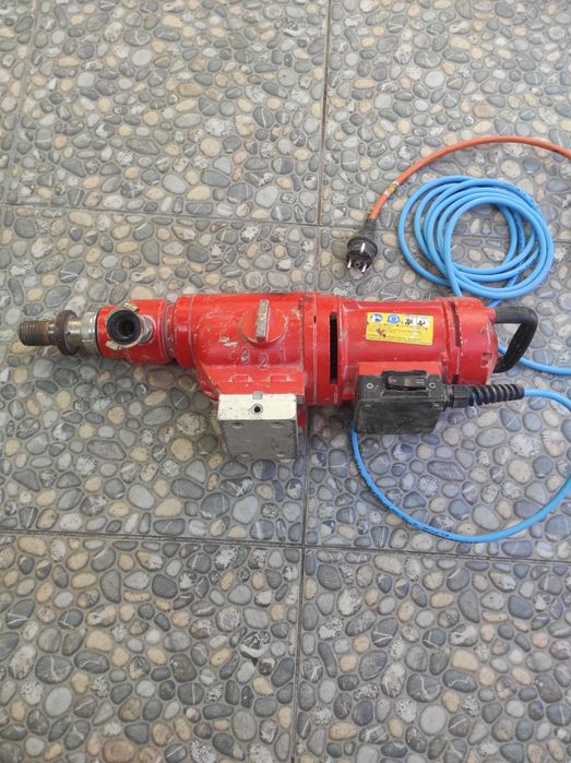Mașina de carotat WEKA DKS 32