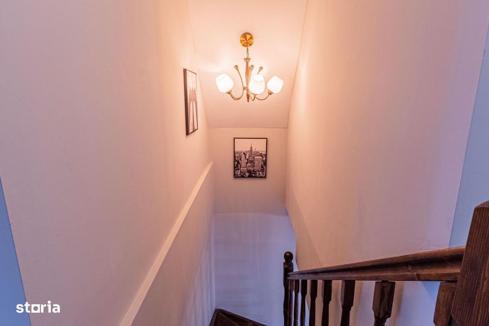 Apartament 4 camere cu cramă de 52 mp și loc de parcare-Str Lunga