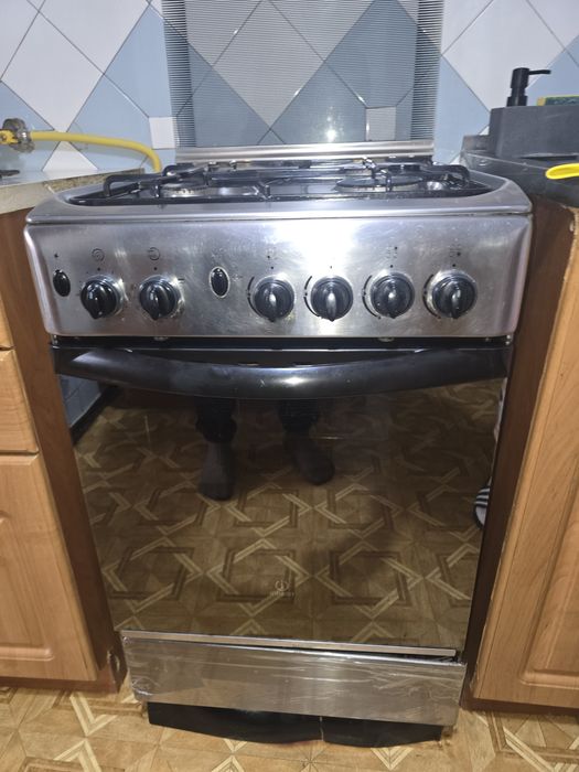 Газ плита индизит аргинали