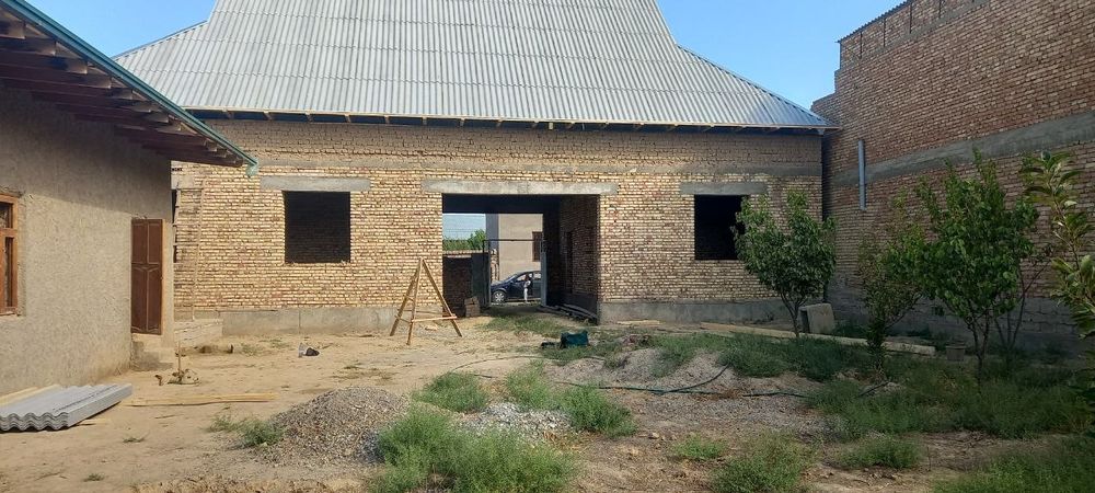 6 sotixli uy sotiladi tez kunda