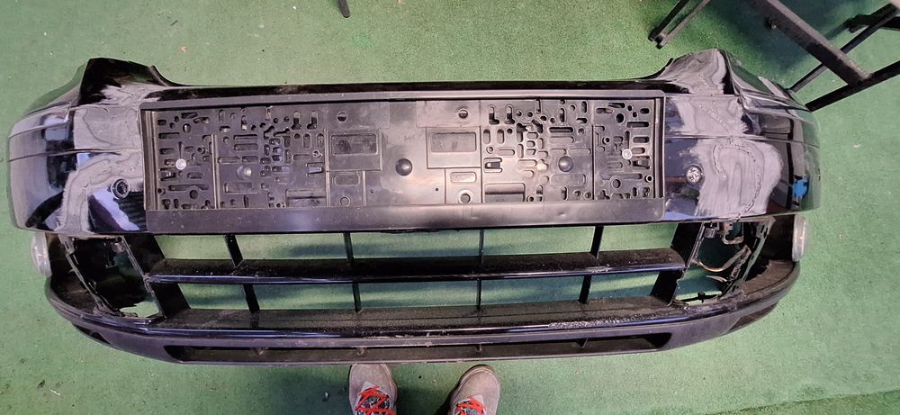 Лепене и възстановяване на авто-мото брони