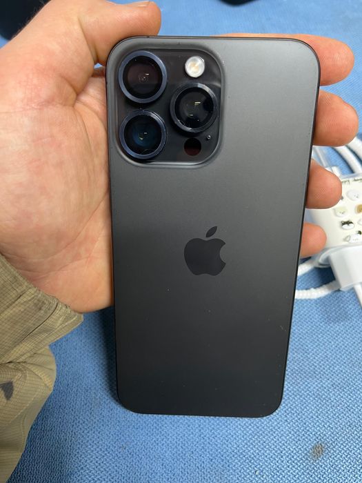 Iphone 15 pro max 256g esim