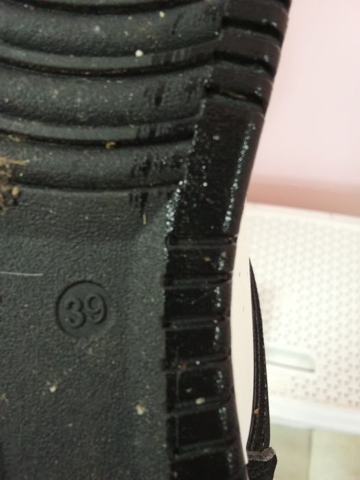 Нови кецове за момче номер 39