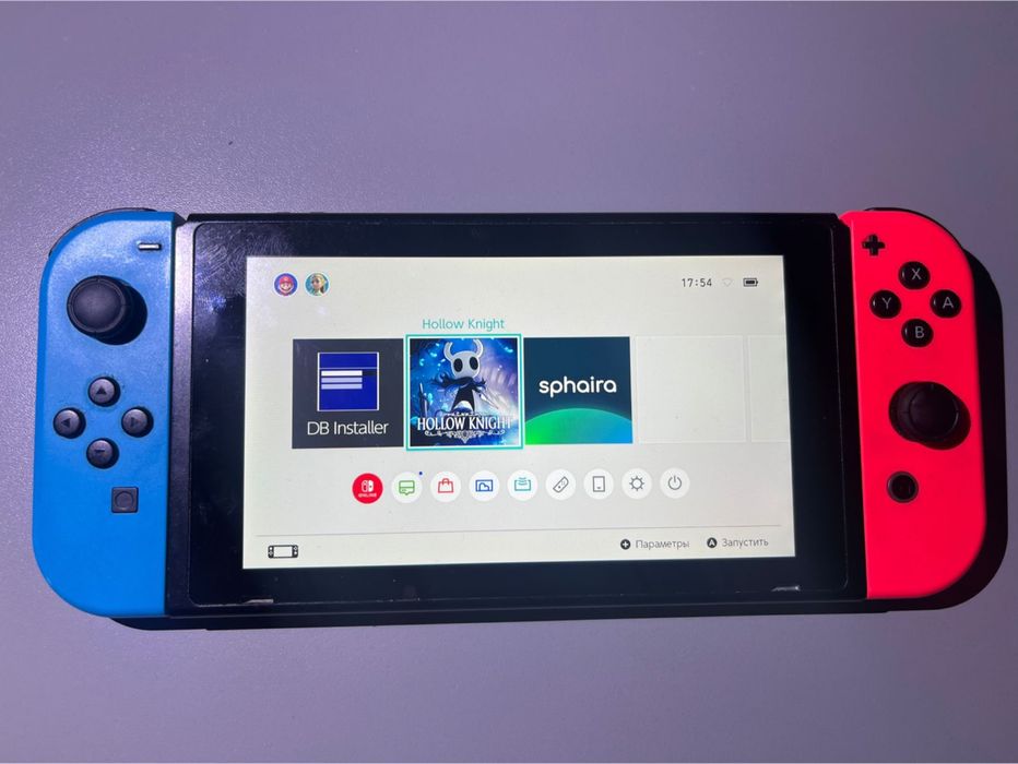 Продам чипированый Nintendo swirch rev. 2 в хорошем состоянии