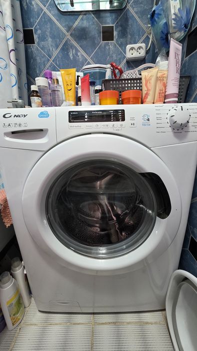 Продается б/у стиральная машина