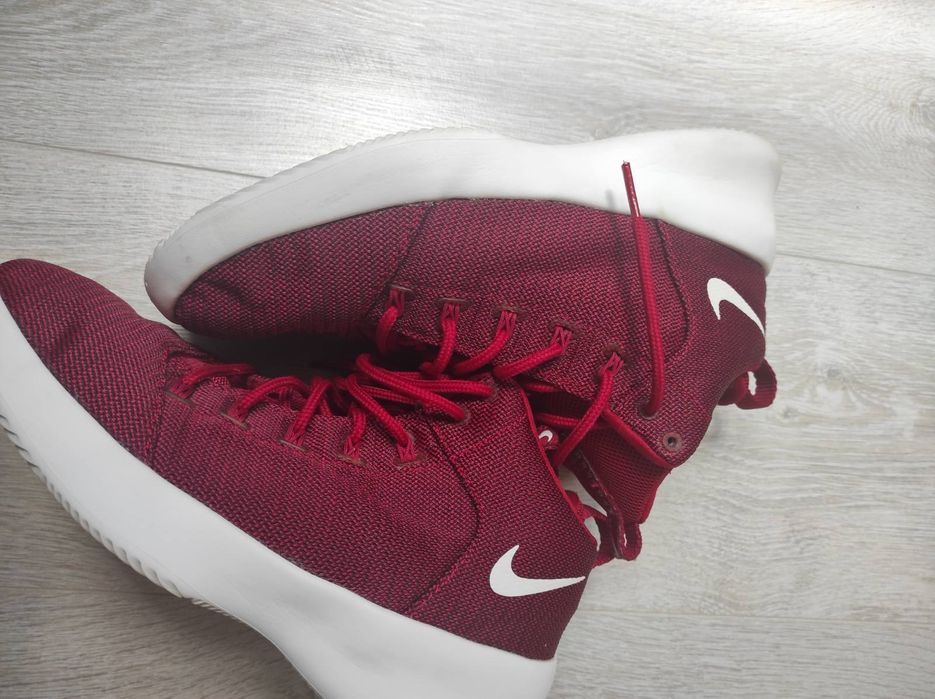 Намлям-Маратонки  "Nike" N:40,стелка 25см.