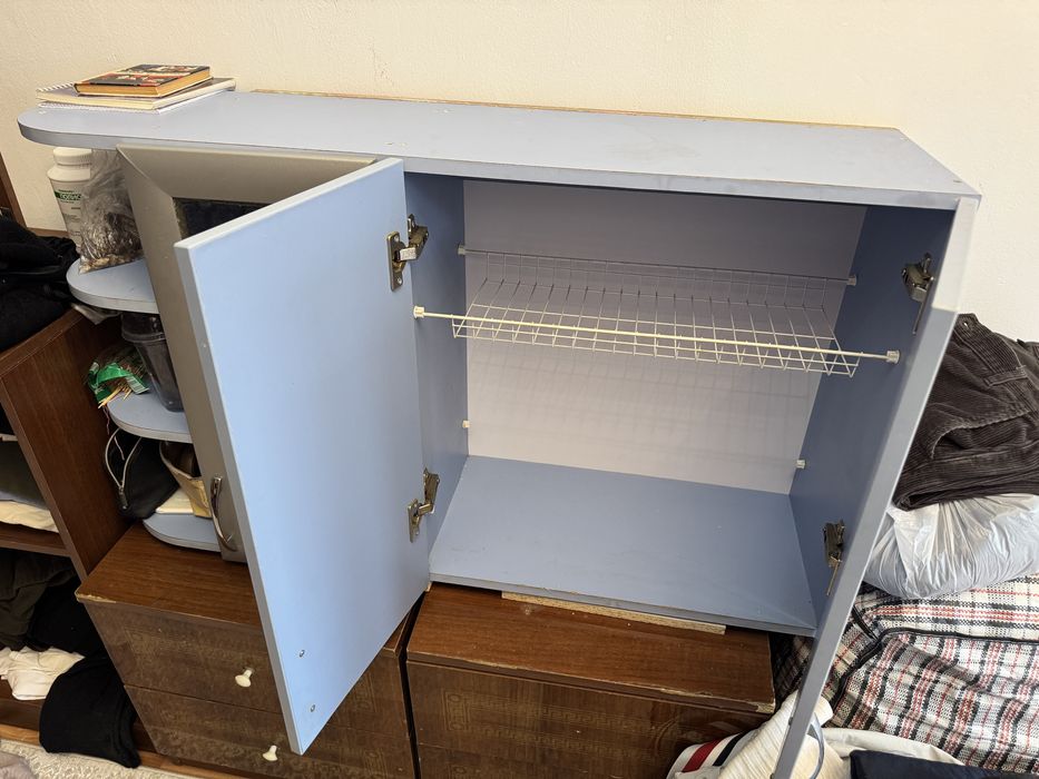 Кухенный шкаф сатылады