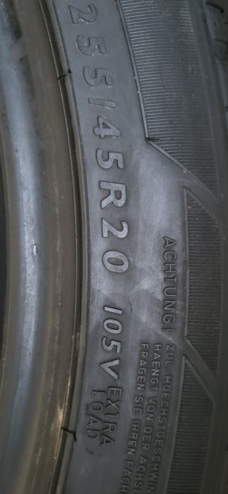 4 anvelope 255 45 20 dunlop set de iarna