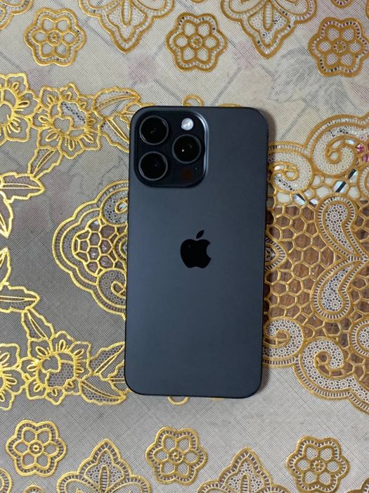Продам iphone 15 pro max 512g