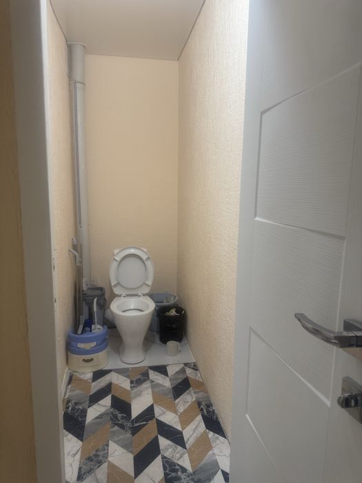 Продаю 4-ком кв на 7 районе