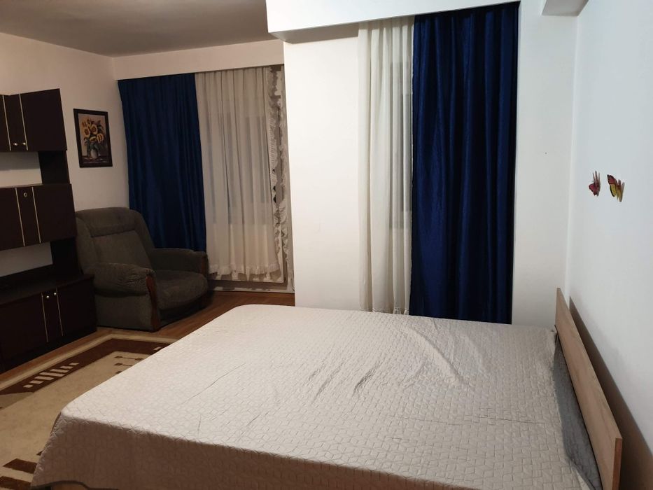 Garsoniera de inchiriat