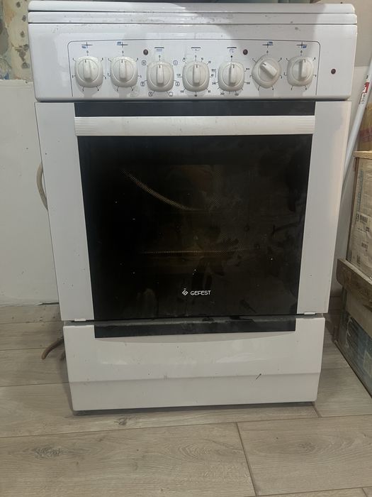 Продам электроплиту