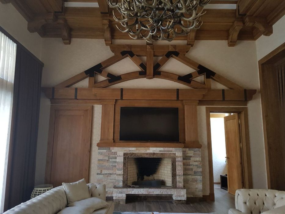 Обшивка потолков из натурального дерева