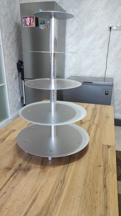 Продам подставку для свадебного торта