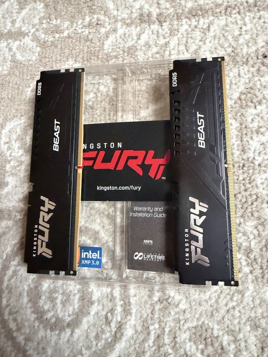 Продам две ОЗУ DDR5 8+8Gb