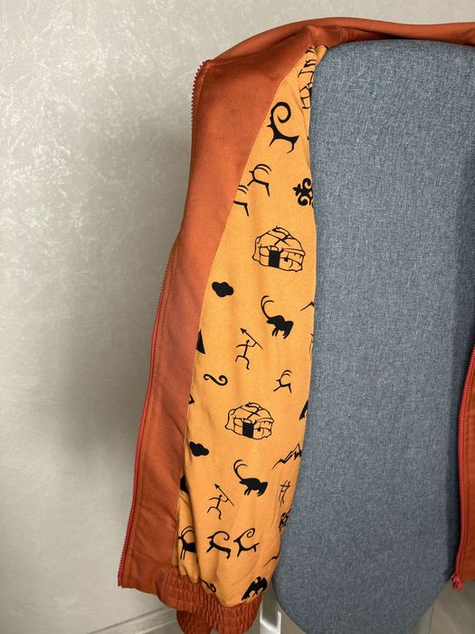 Ұлттық нақышта бомбер. Бомбер в этно стиле